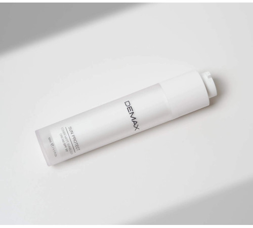 Demax защитный матирующий санблок SPF 50+